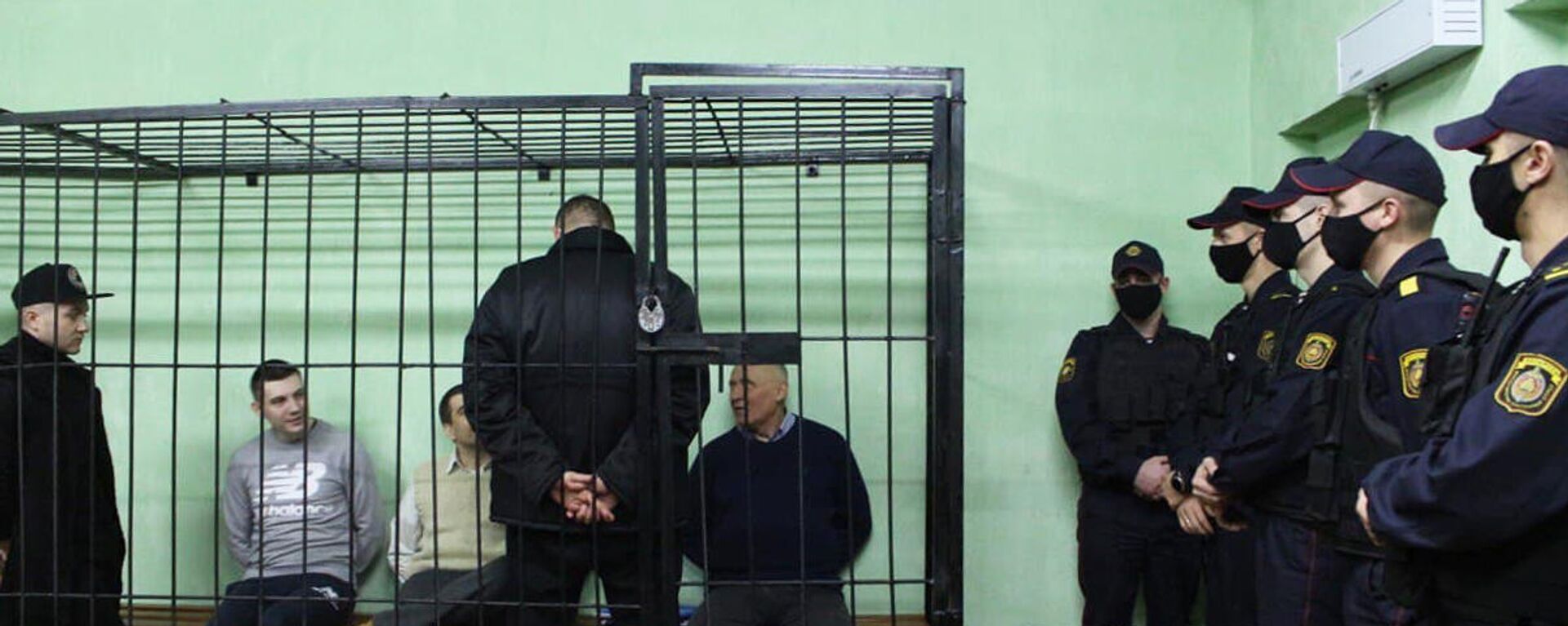 Сергей Тихановский, Николай Статкевич, Игорь Лосик и другие во время приговора - Sputnik Беларусь, 1920, 14.12.2021