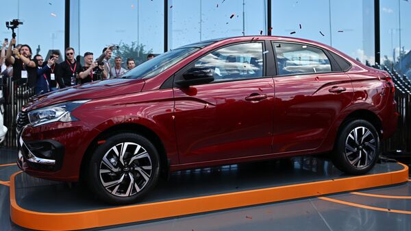 ПМЭФ-2024. Презентация новой модели Lada Iskra - Sputnik Беларусь