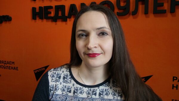 Поэтесса и соорганизатор музыкально-поэтического проекта Рояль в стихах Ирина Каренина - Sputnik Беларусь