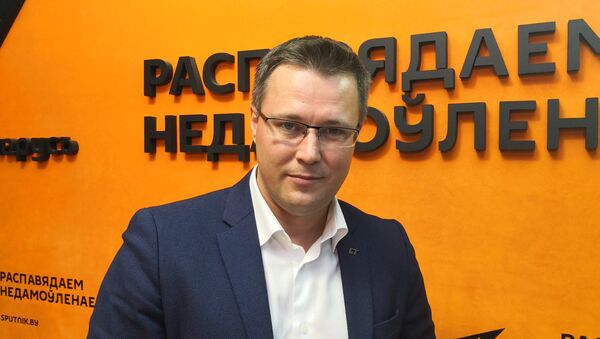 Политический обозреватель АТН Белтелерадиокомпании Андрей Кривошеев  - Sputnik Беларусь