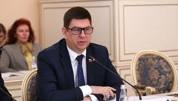 Заместитель председателя Комитета СФ по науке, образованию и культуре Виктор Владимирович Смирнов - Sputnik Беларусь