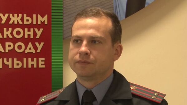 УВД: житель Гродно очистил сейф, чтобы съездить в Москву - Sputnik Беларусь